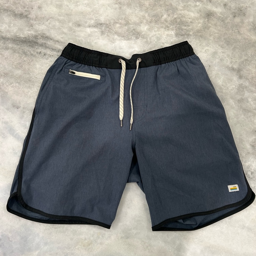 Vuori Banks Men's Blue Shorts